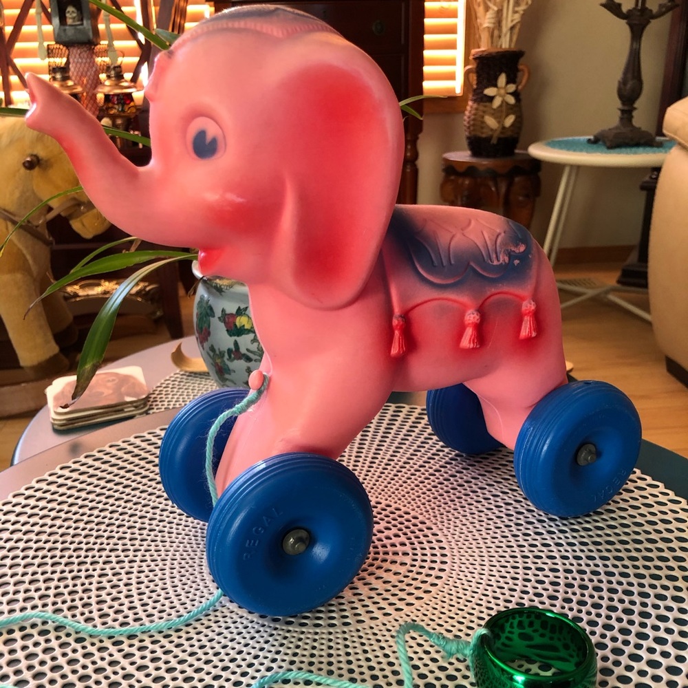 COPY - 1960’s Circus Elephant Pull Toy